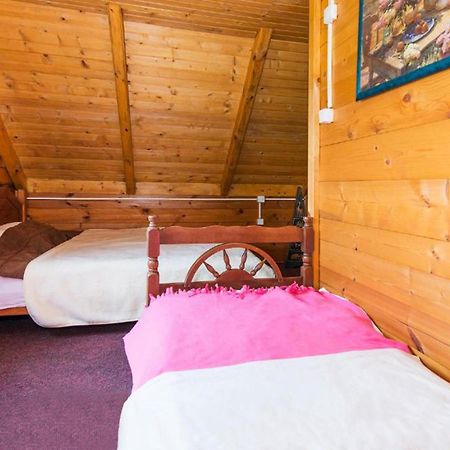 Lovcen Mountain Cottages Njegusi Habitación foto