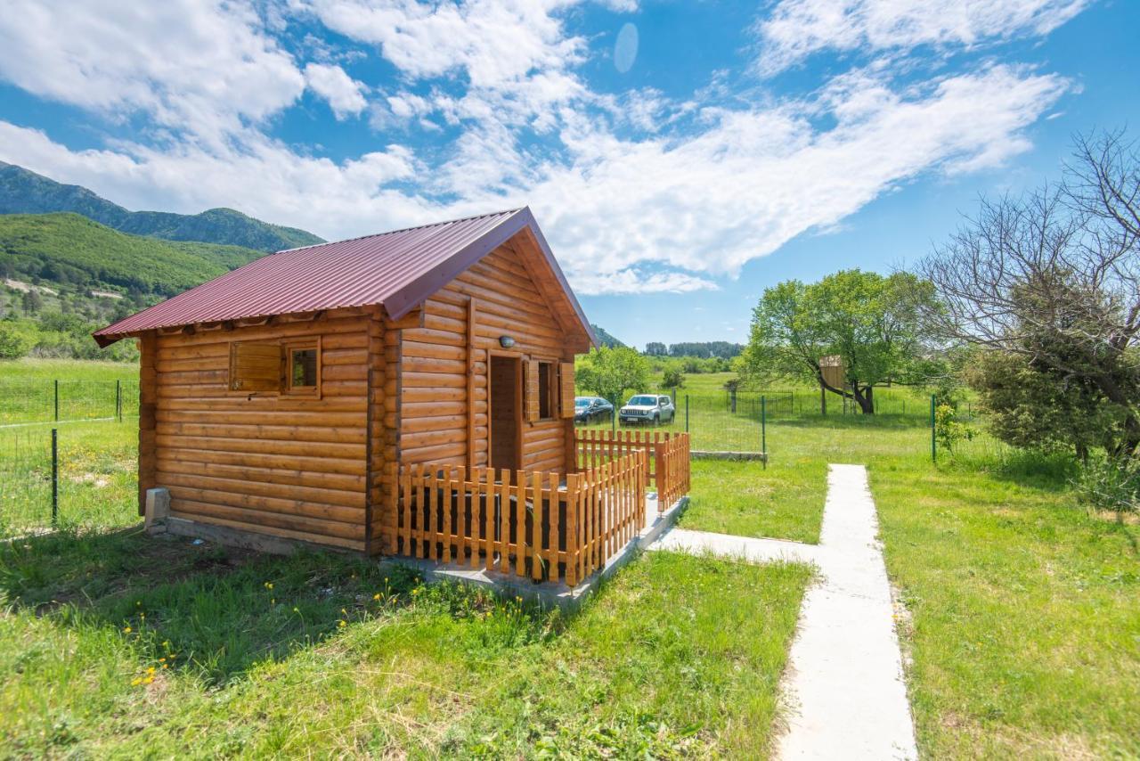 Lovcen Mountain Cottages Njegusi Exterior foto