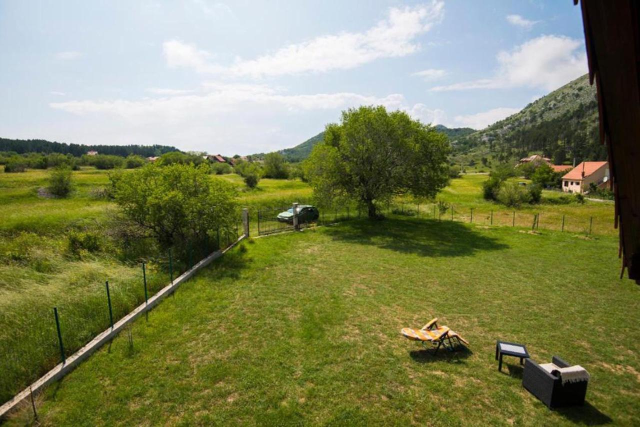Lovcen Mountain Cottages Njegusi Exterior foto